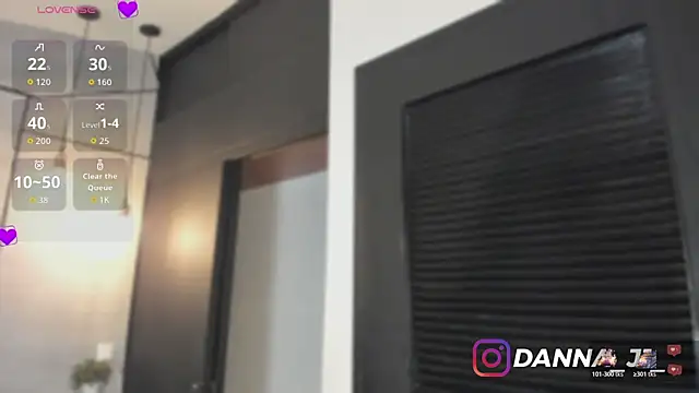 DannaJhonson1 现场聊天室