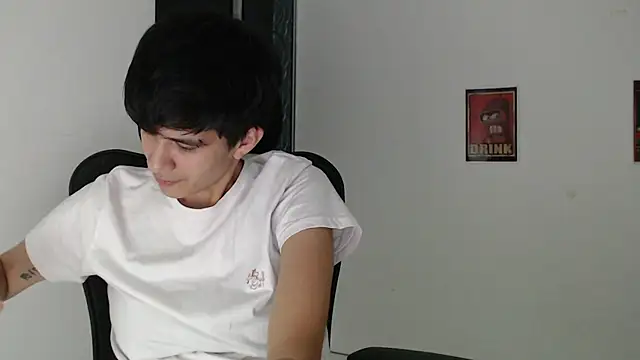 Dha_lia0's Live Chat Room