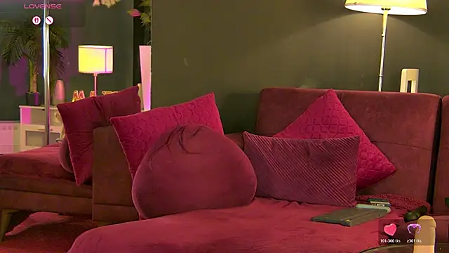 MaddyHeart Adlı Modelin Canlı Sohbet Odası
