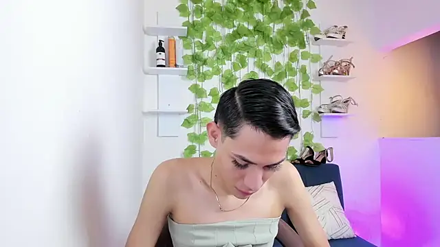 Seks show uživo modela JackeOwens na kameri