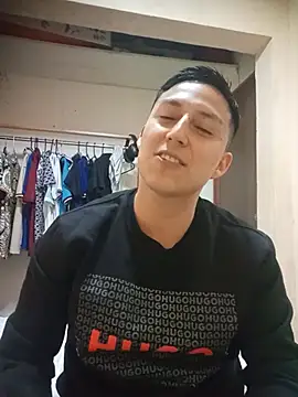 Chat soba uživo modela LuisMex1998