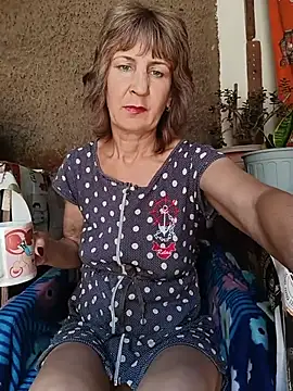 Laura_Kiss – live chatrum