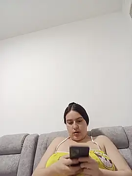 Ary- Live chatroom