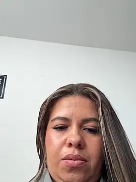 Ariana-07 live-chat rom