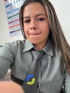 Živá chatovací místnost Ariana-07