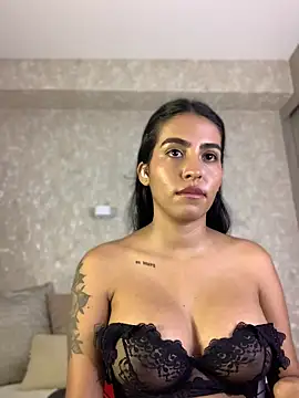 genesissara's Live Chat Room