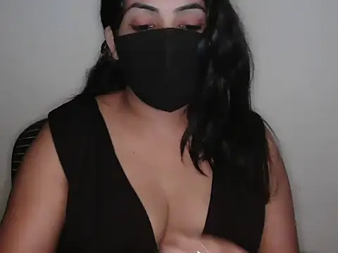 عرض كام Reddy_Trisha الجنسي المباشر