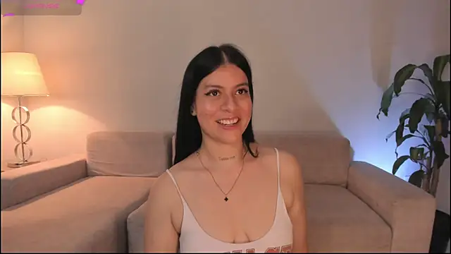 חדר צ'אט בשידור חי של Holly_velvett