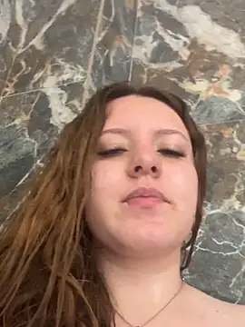 Arlette7 Adlı Modelin Canlı Sohbet Odası
