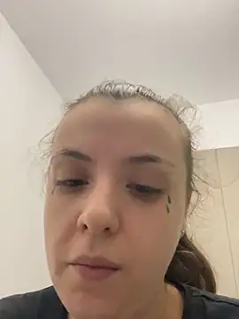 Živá chatovací místnost bunnythetailor