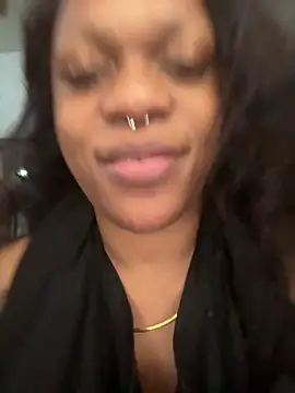 BonnyMolhada Live Chatraum