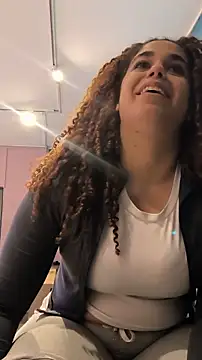 Živá chatovací místnost ninna_curly