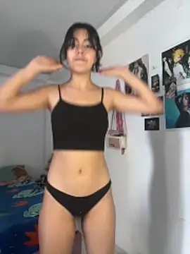 LiLy_kIndly Adlı Modelin Canlı Sohbet Odası