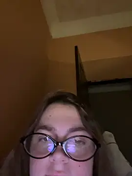 DearAlise Live chatroom