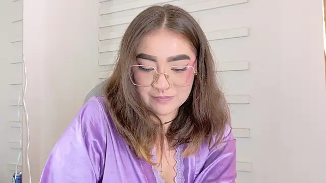 Sala de chat en directo de Shanntal_