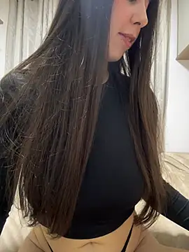 Larah_222 现场聊天室