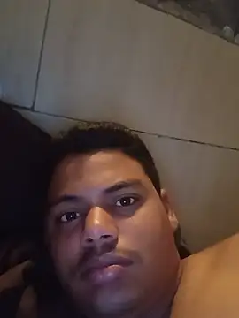 Show sexual ao vivo de Mmkkjm