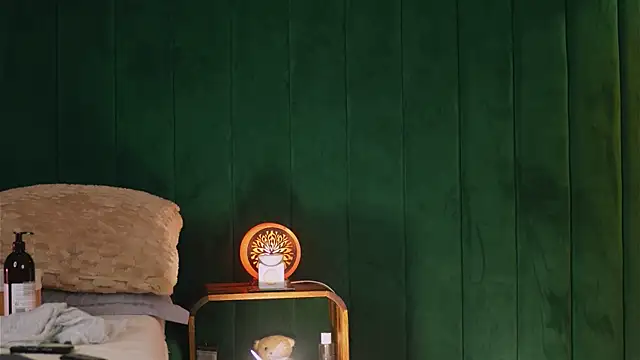Živá chatovací místnost IrisNightshade