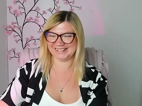 Sala de chat en directo de Lola_moree