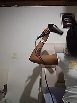 Zaira_Rose_ Live Chatraum