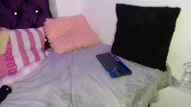Ariasmithog Cameră chat live