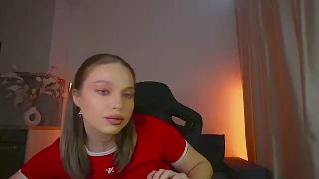 violla_sinzz Adlı Modelin Canlı Sohbet Odası