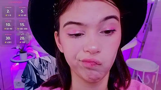 Živá chatovací místnost Hotary_Yuko