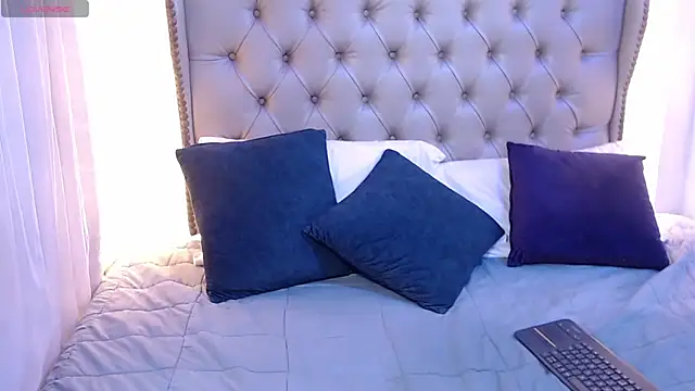 Liiamthompson Live Chatraum
