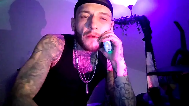 cruz815 – Naživo chatovacia miestnosť