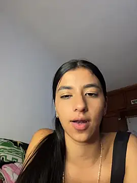 eva_roseee Adlı Modelin Canlı Sohbet Odası
