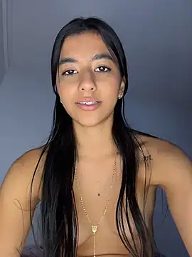 eva_roseee Adlı Modelin Canlı Sohbet Odası