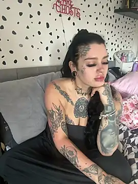 Živá chatovací místnost tempzzz12