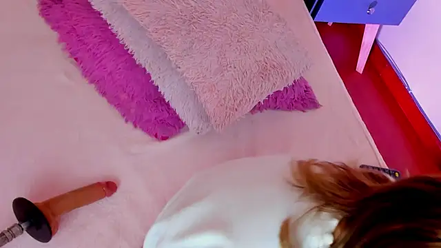 Violetta_Ficher Adlı Modelin Canlı Sohbet Odası