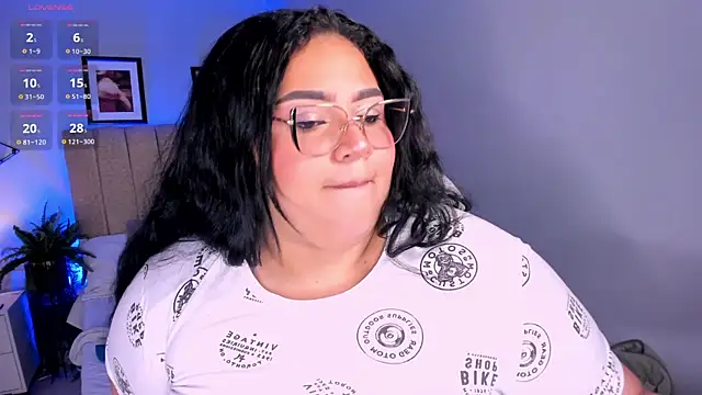 _michel_bbw লাইভ চ্যাট রুম