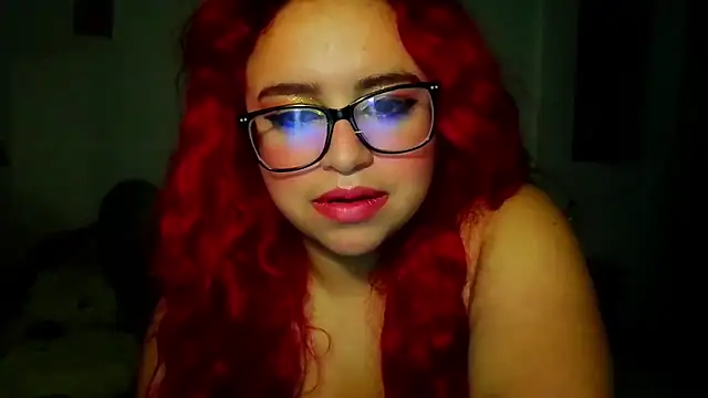 EstefyFantasy Adlı Modelin Canlı Sohbet Odası