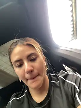 Andrea_19blonde 실시간 채팅방