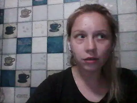 Anna_wey Adlı Modelin Canlı Sohbet Odası