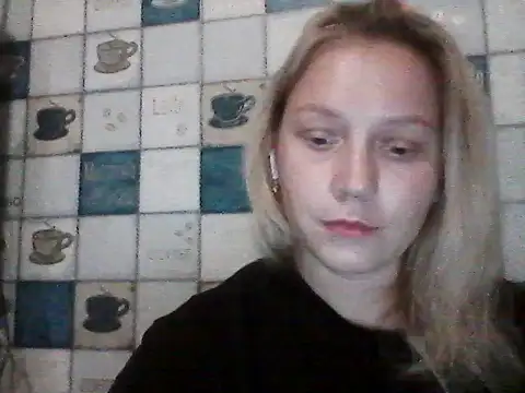 Anna_wey Adlı Modelin Canlı Sohbet Odası
