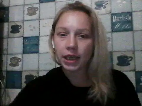 Anna_wey Adlı Modelin Canlı Sohbet Odası