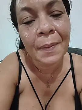 AnittaTettona's Live Chat Room