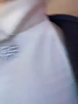Valu_euphoria Live chatroom