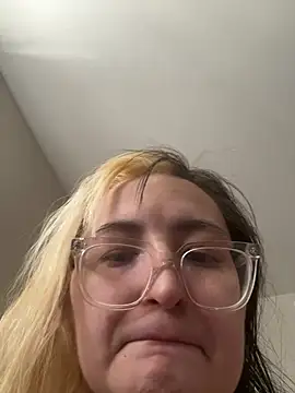 Živá chatovací místnost Stitch132