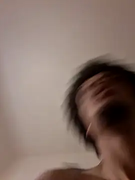 חדר צ'אט בשידור חי של Locdawgg11
