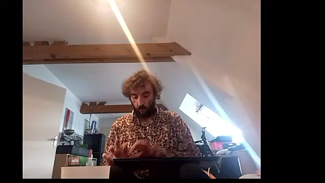 Mastersanges' Live Chat Room