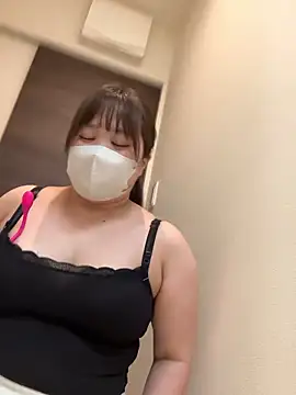 mitarashi_awww Adlı Modelin Canlı Sohbet Odası