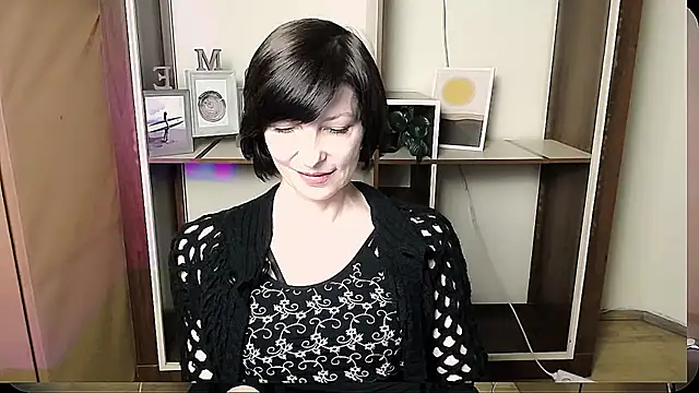 _AngeliaFlow_ 现场聊天室