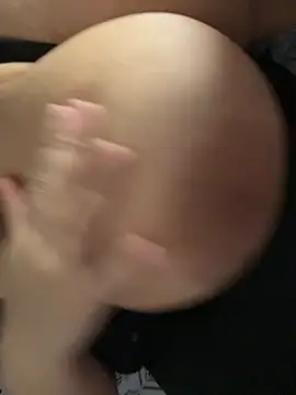 Hotboobs_sexy – Naživo chatovacia miestnosť