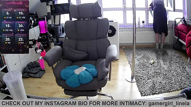 Gamergirl-Linela élő chatszobája