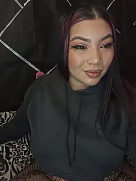Sophia_Brunett 실시간 채팅방