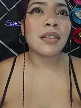 Sophia_Brunett Live Chatraum